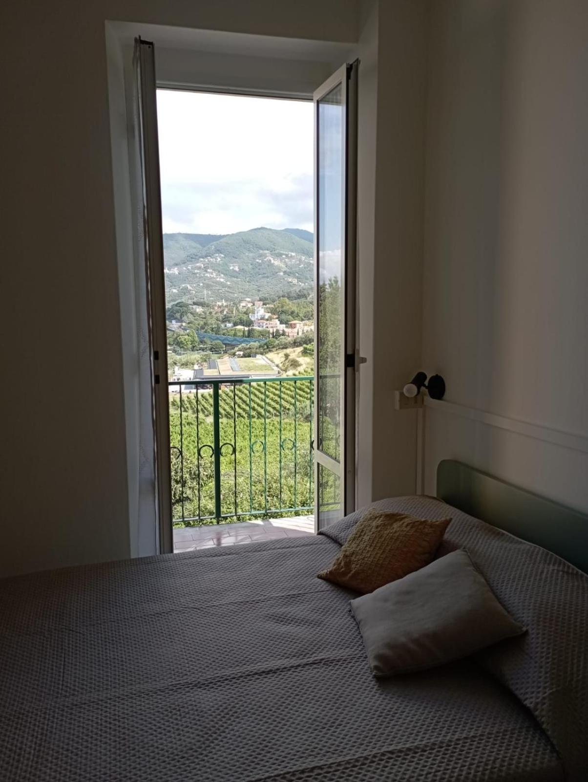 Al Vigneto Apartment Sestri Levante Bagian luar foto